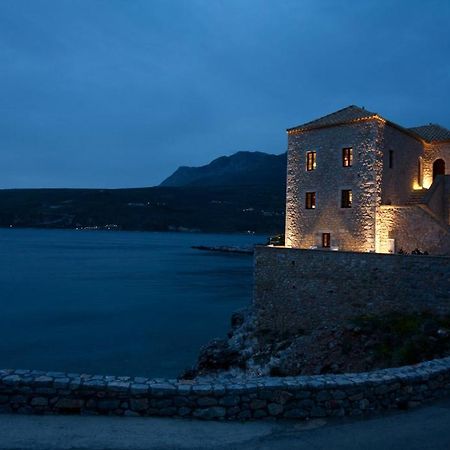 Mavromichalai Hotel Liménion Exterior foto