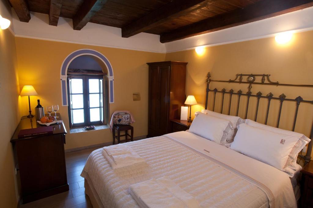 Mavromichalai Hotel Liménion Cameră foto